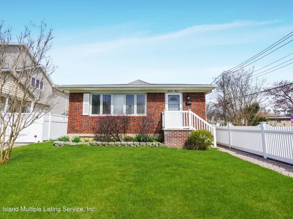 83 Colon Ave, Staten Island, NY 10308