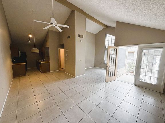 2nd image of 602 N May Unit 21