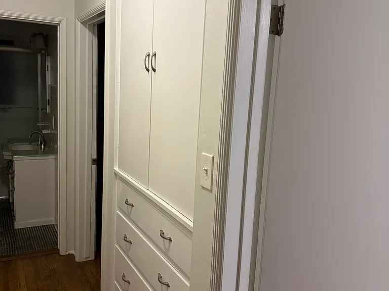 Hall Drawers and storage cabinet