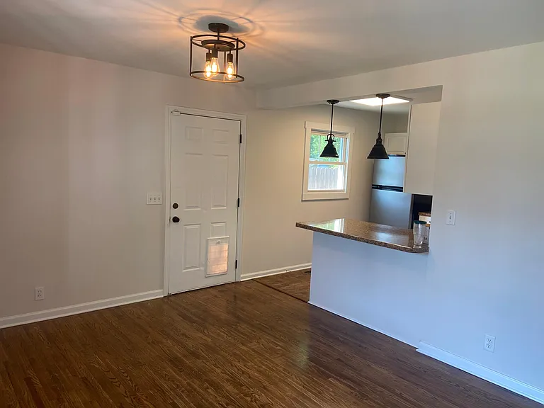 923 Cahal Ave — Photo 5