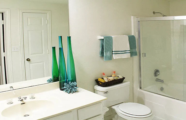 Tuscany Apartments — Photo 25