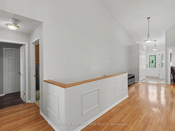 4th image of 2110 Ricardo St
