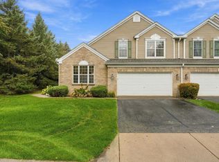 7147 Arthur Dr, Woodbury, MN 55125