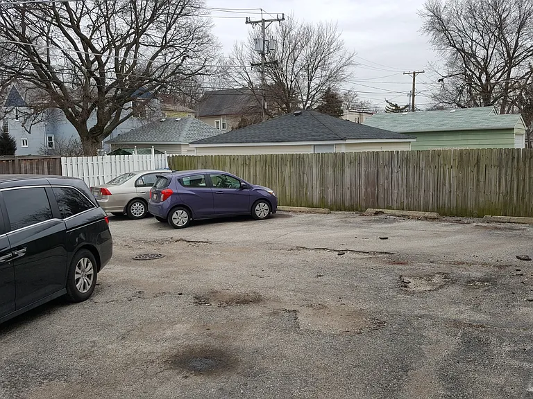 516 Circle Ave #8 — Photo 3