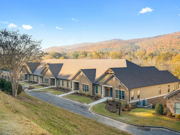 335 Ivey Gate Pl #3, Dalton, GA 30720