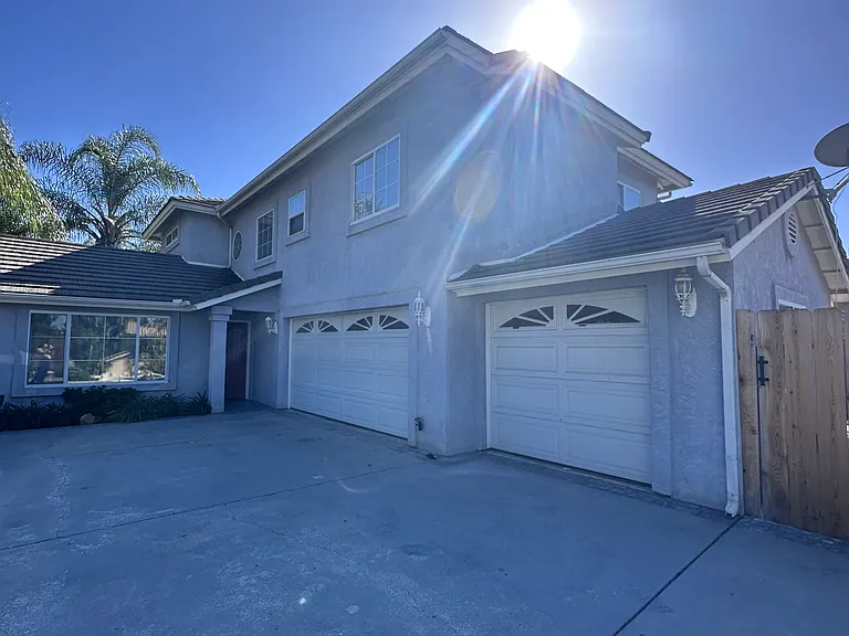 2123 Deland Ct — Photo 41