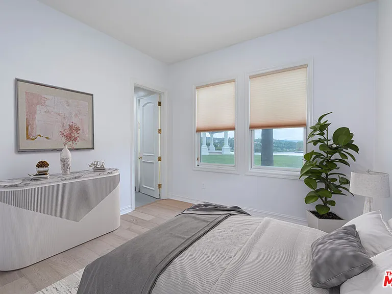 3791 Winford Dr — Photo 16