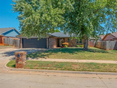 1613 SE 8th St, Moore, OK, 73160