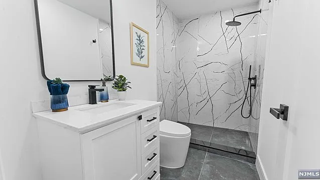 621 Valley Brook Ave #A — Photo 16