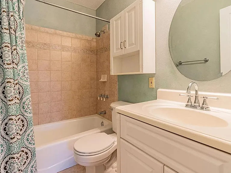 3705 W Barcelona St — Photo 11