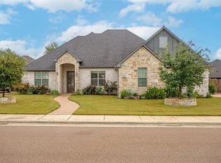 828 Day Star Dr, Hewitt, TX 76643