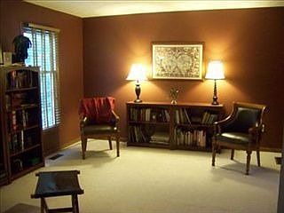 1st image of 655 W Sturbridge Dr
