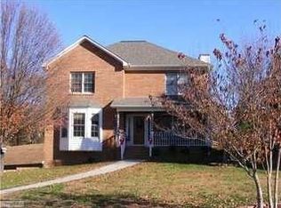 317 Williams Meadow Ln, Winston Salem, NC 27127