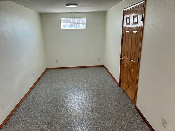 3rd image of 4838 S Broadway APT J