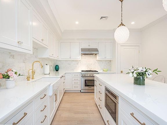 5th image of 78 Rhode Island Ave APT 6