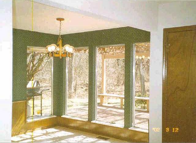 2nd image of 724 E Oak Springs Dr