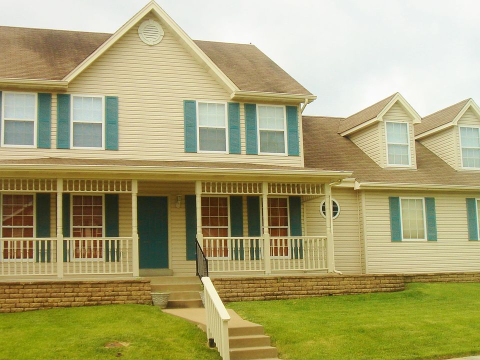 1st image of 3030 Cambridge Pointe Dr