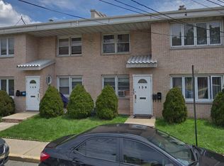 140 Rothwell Ave, Cliffside Park, NJ 07010