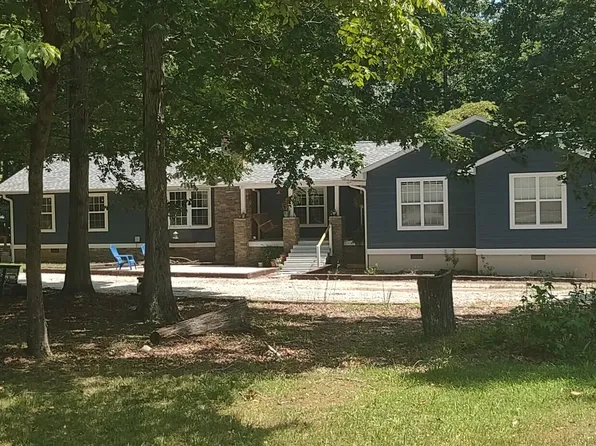 149 Gudger Rd, Sewanee, TN 37375