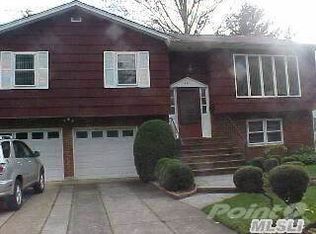 261 Interstate Highway U Willets Rd, Albertson, NY 11507