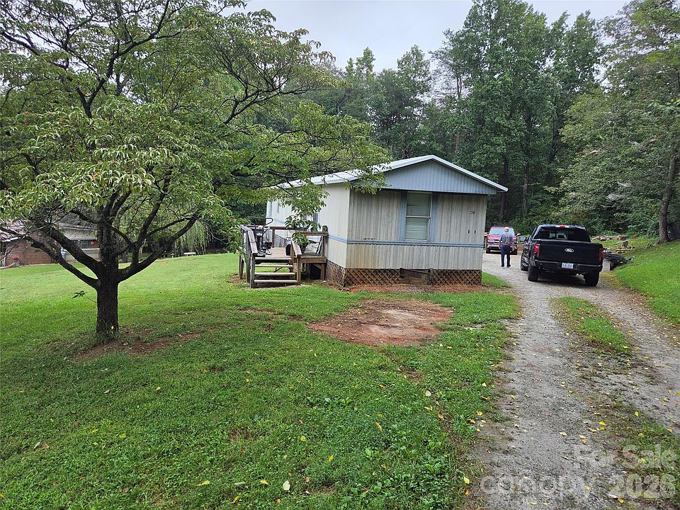 2nd image of 2116 Fox Mountain Rd