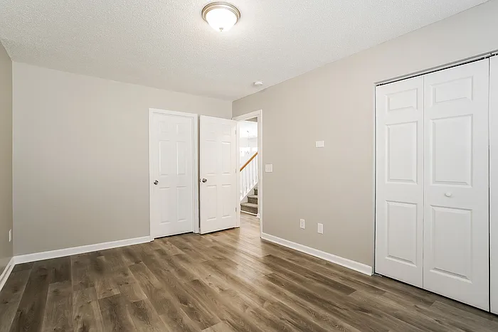 7513 Brighton Hill Ln — Photo 13