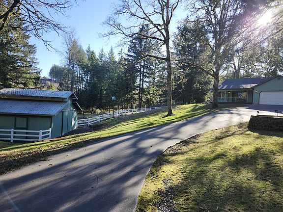 2nd image of 15817 NE 270th St