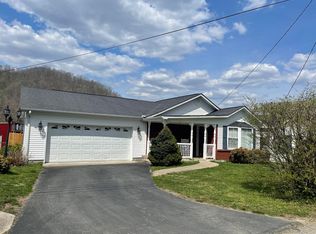 77 Diablock Rd, Hazard, KY 41701