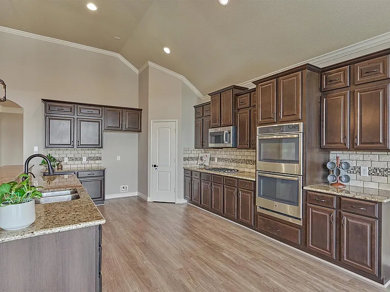 14906 Russet Bend Ln — Photo 11