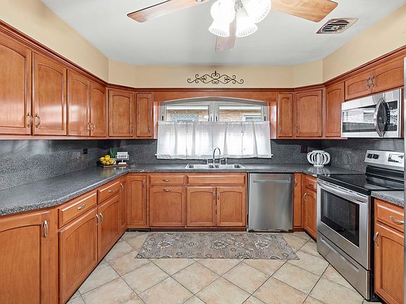 5th image of 9541 S Clifton Park Ave