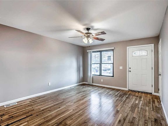 4th image of 1465 Monopoly Dr