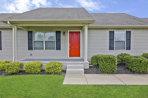 4th image of 3407 Titus Ln