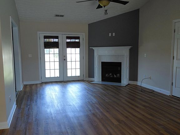 5th image of 2325 Cottonwood Ct