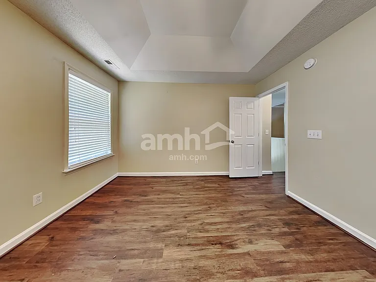 209 Kindlewood Dr — Photo 14