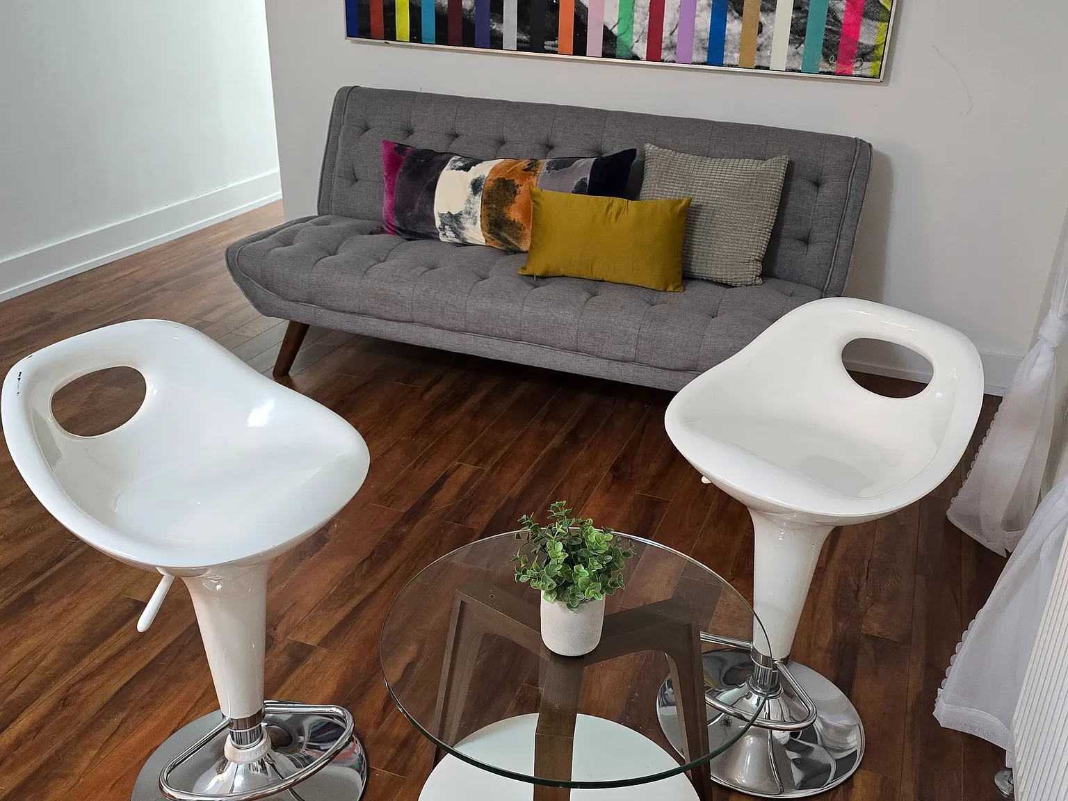 2 bed, $2,350 — Photo 4