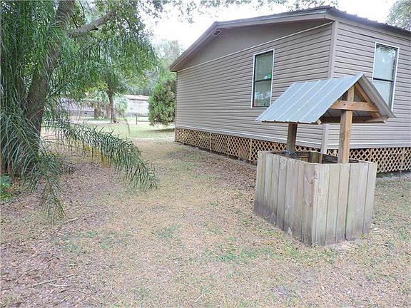 3rd image of 10606 2nd St