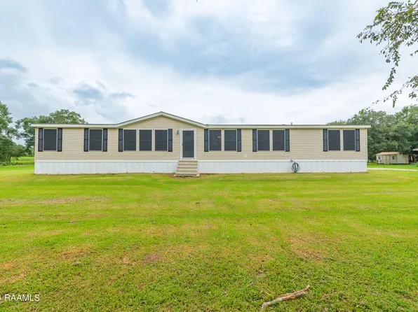 1715 Savoy Rd, Youngsville, LA 70592