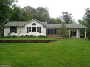 10079 Gardenside Dr, Waite Hill, OH 44094