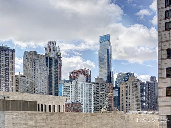 5th image of 165 W 66th St APT 11Z