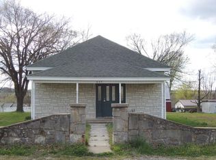 427 Lombar St, Iberia, MO 65486