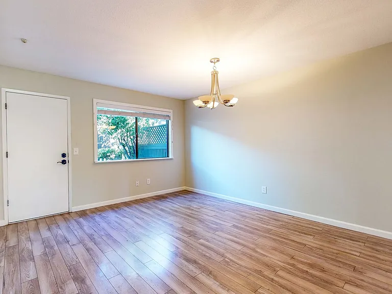 372 Los Alamos Rd — Photo 13