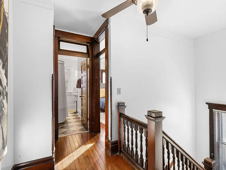 726 Kerr St — Photo 13