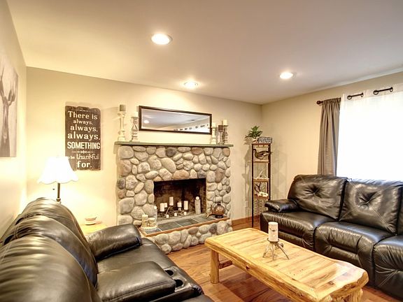 4th image of 812 Lucas Dr