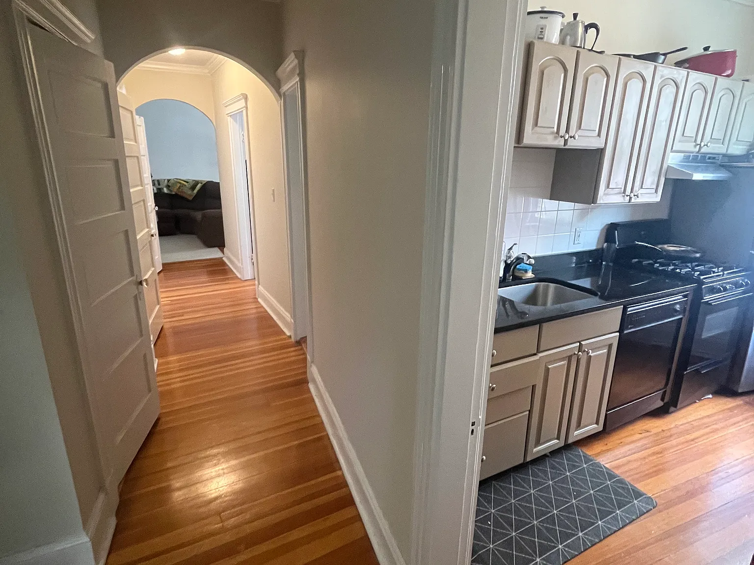 2 bed, $1,550 — Photo 1