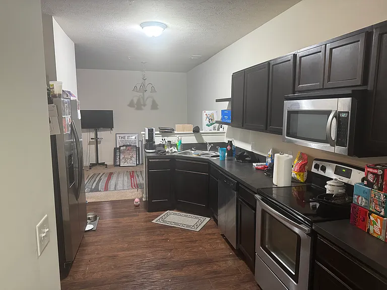 12030 Zircon Ln — Photo 3