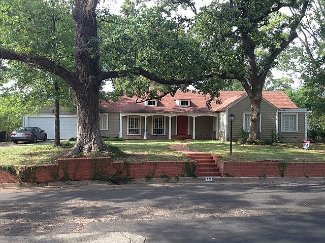 1st image of 501 Noel Dr