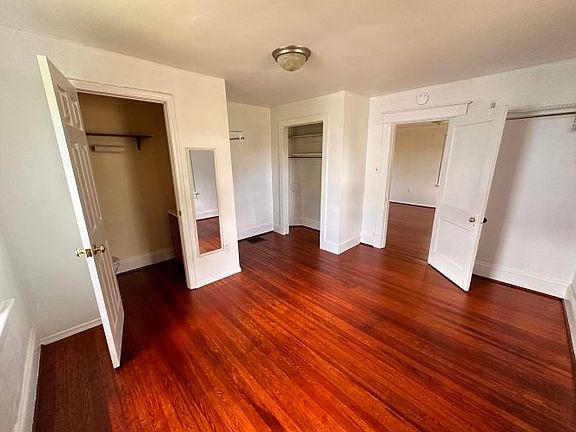5th image of 124 Campbell St