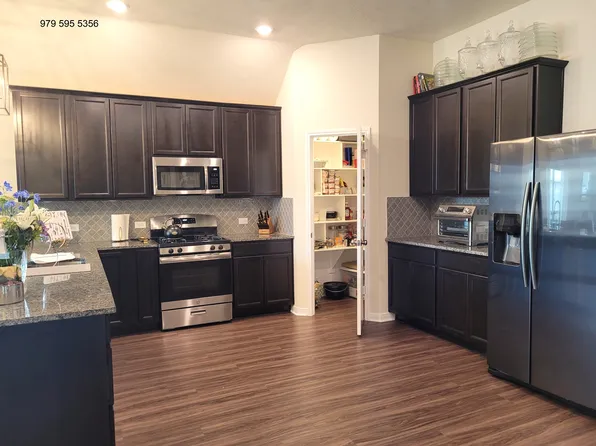 4102 Gregg Ct, College Station, TX 77845