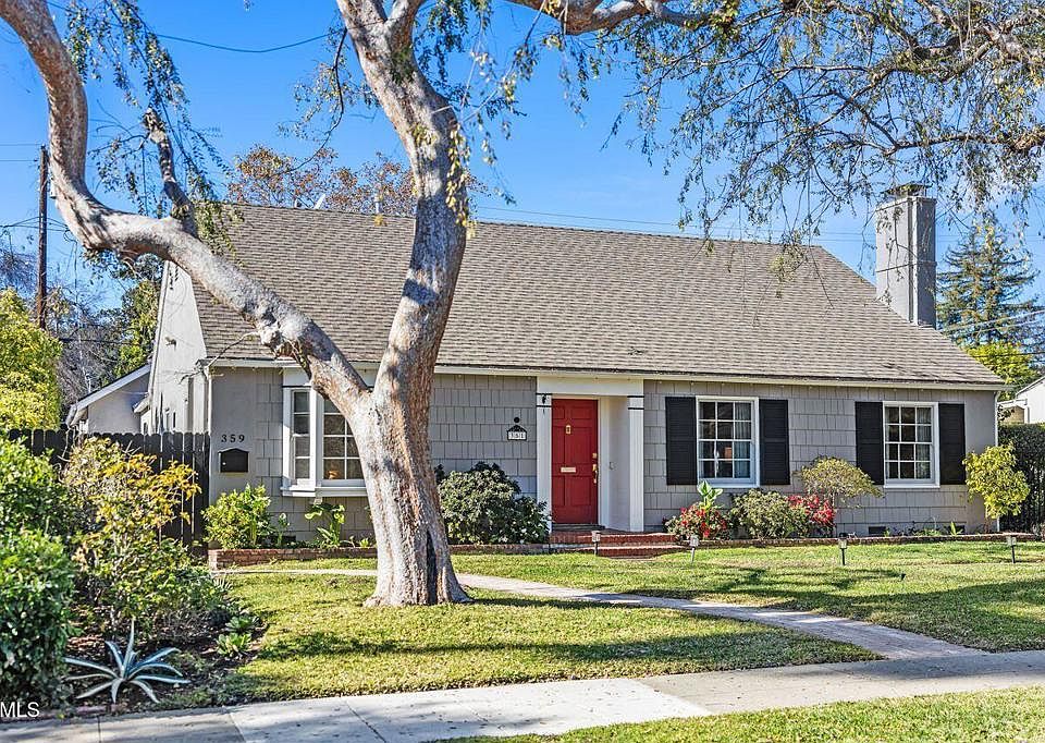 1st image of 361 Plumosa Dr