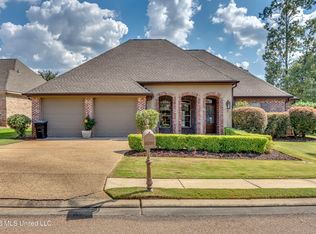 902 Sea Turtle Cv, Brandon, MS 39047